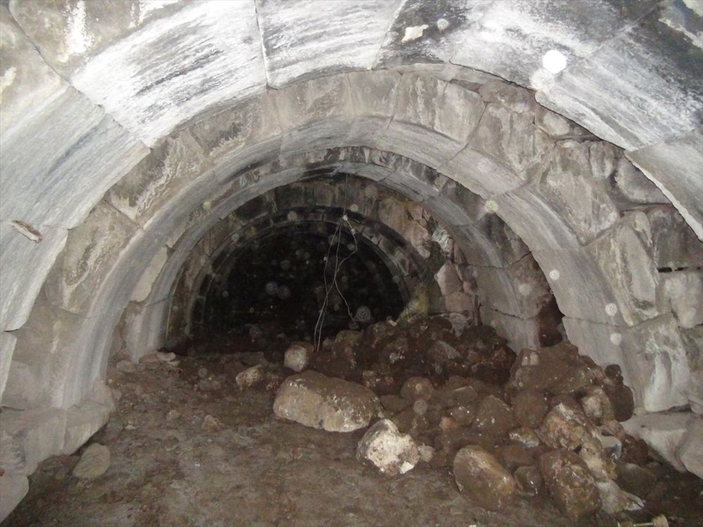 Şanlıurfa'da izinsiz kazıda Roma dönemine ait zindan gün yüzüne çıktı - 2