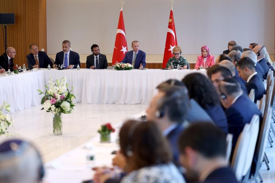 SON DAKİKA HABERİ: Cumhurbaşkanı Erdoğan, Miçotakis ile görüştü - 4