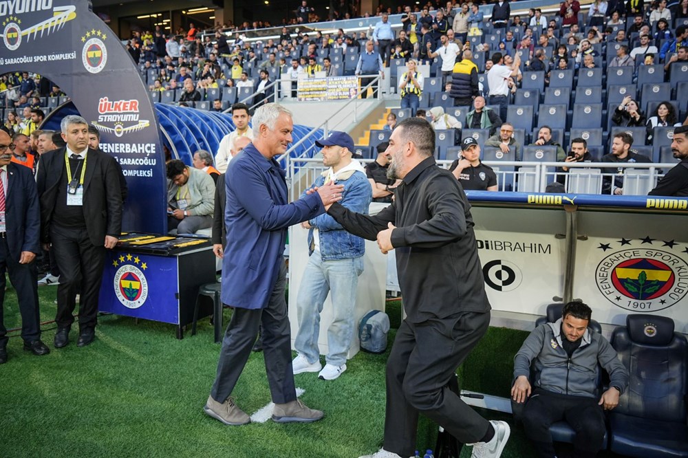 Fenerbahçe, Eyüpspor'u reaksiyonlar eşliğinde iki golle geçti 79 S2U5RXEuakyZ4lG6PoHn8g