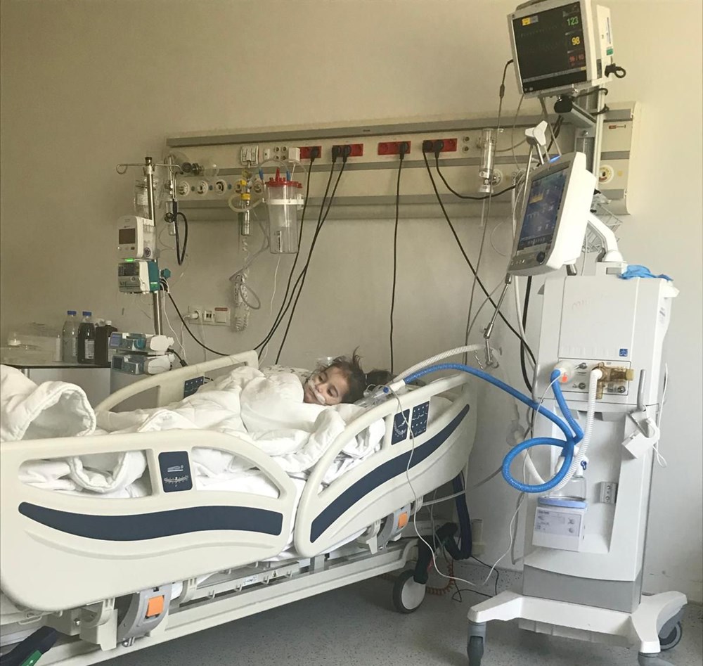 Kalbi "yatay" doğdu, hayatta kalması mucizeydi: Ameliyat sonrası yaşayan ikinci olay 75 S2gvQ78J70G8sAwAKsKWkg