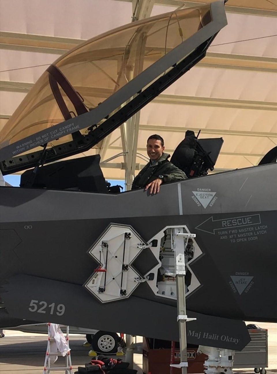 Türk savaş pilotu, F-35 uçağı ile ABD'deki ilk uçuşunu gerçekleştirdi - 1