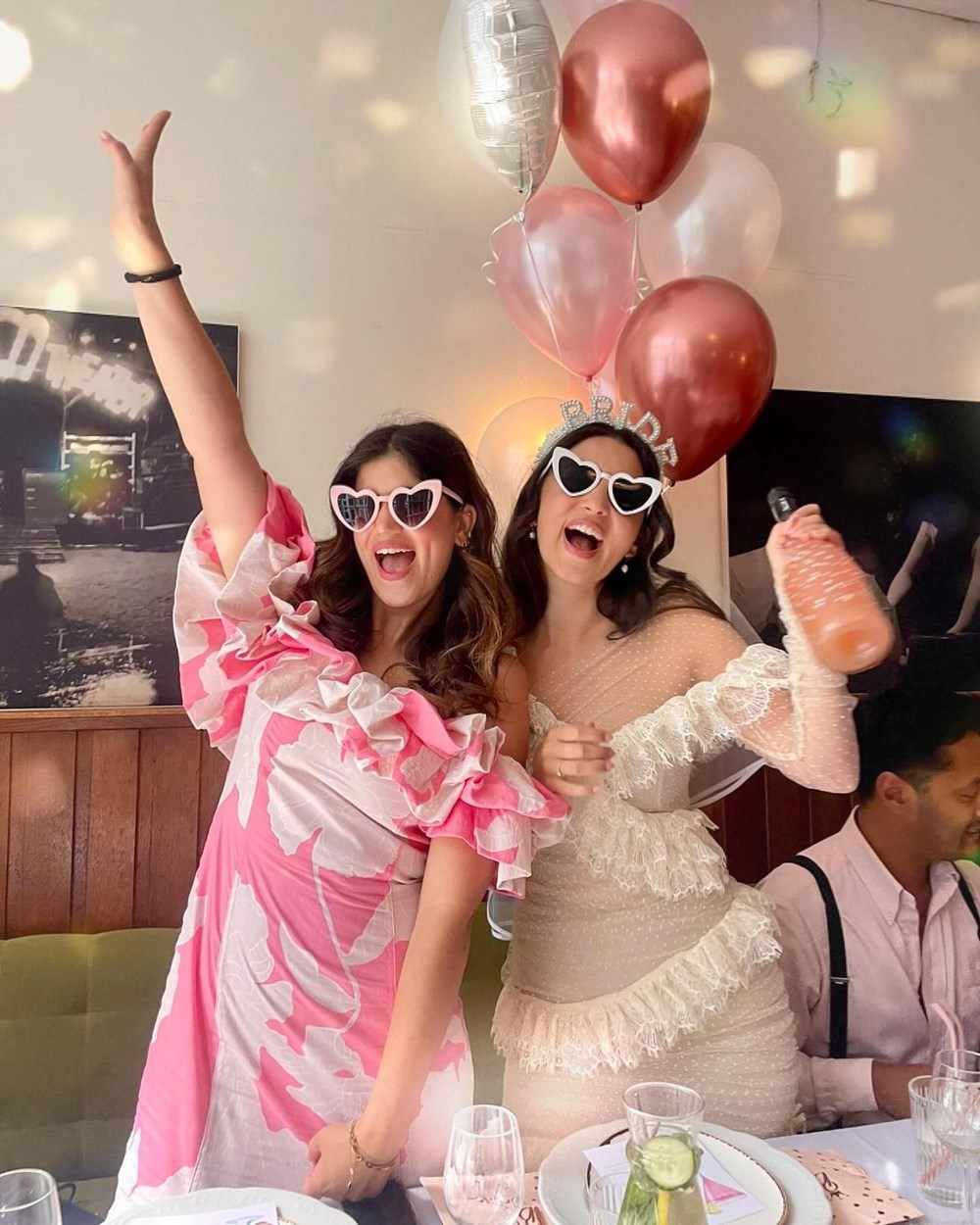 Karsu Dönmez bekarlığa veda partisi yaptı - 3