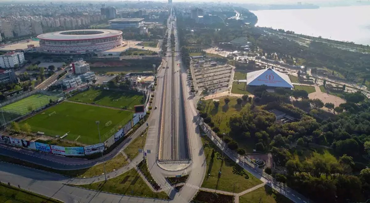 Kent merkezindeki arazide bugün çok sayıda yapı bulunuyor