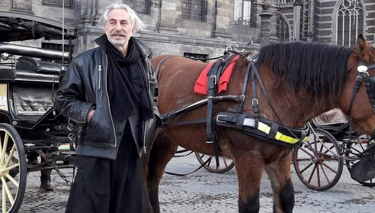 Ünlü oyuncu Rıza Akın beyin kanaması geçirdi