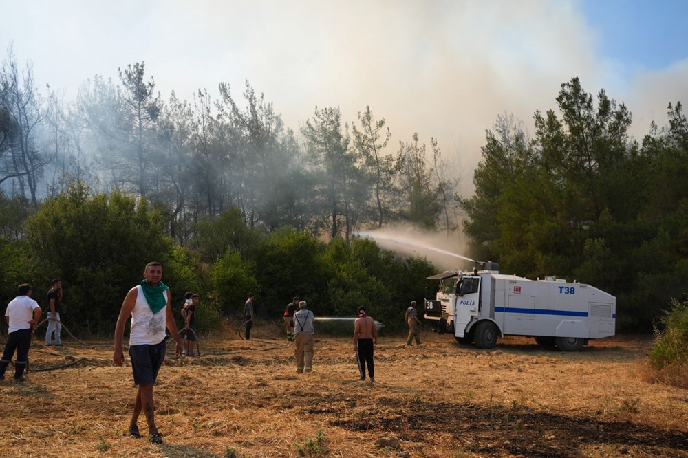 Türkiye alevlerle mücadele ediyor: 3 ilde orman yangını, ekiplerin müdahalesi sürüyor - 5