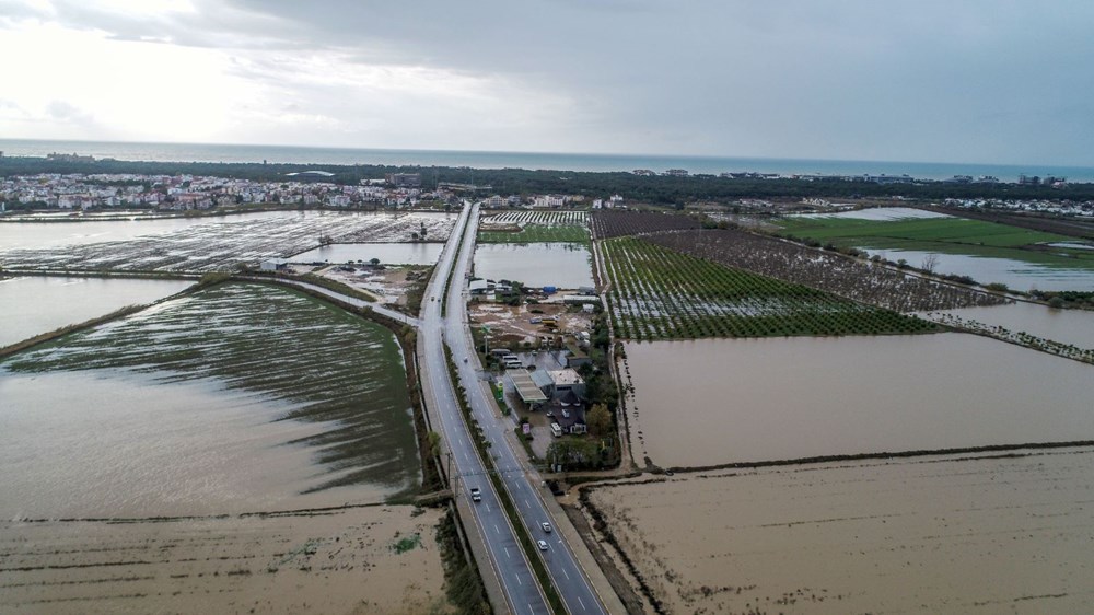 Turuncu alarmın verildiği Antalya'da, Acısu Deresi'nin taşma riski var - 18
