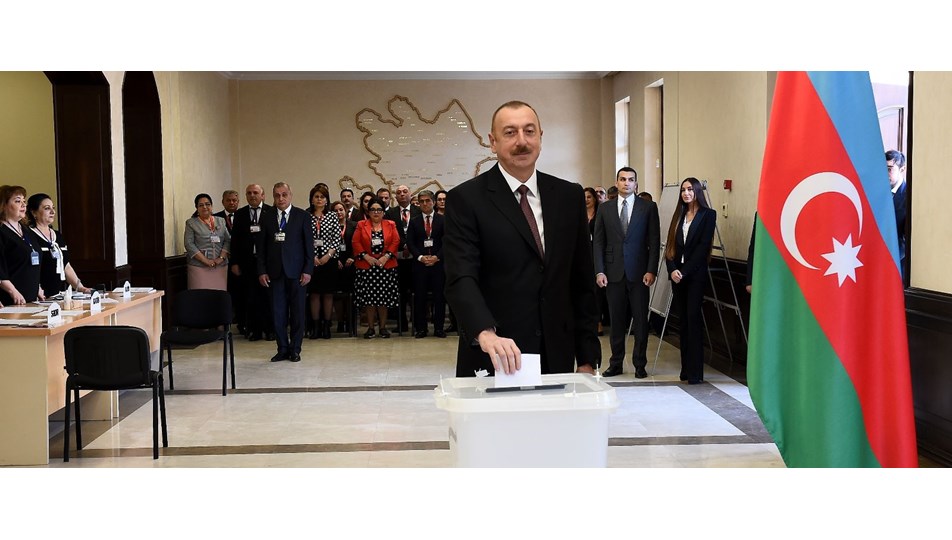 Aliyev yeniden cumhurbaşkanı