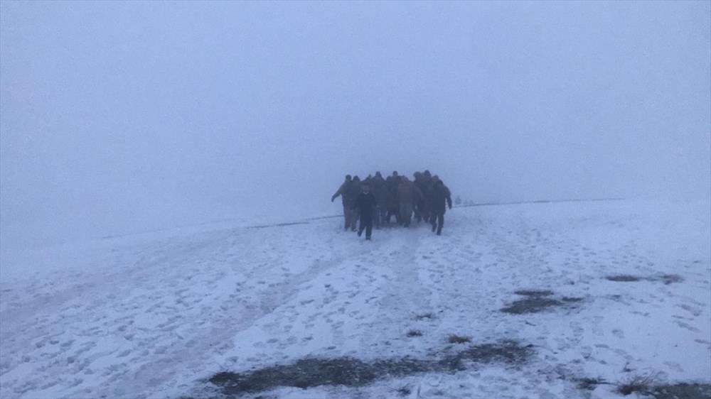 Bitlis Tatvan'da Cougar tipi helikopter düştü: 9 şehit - 1
