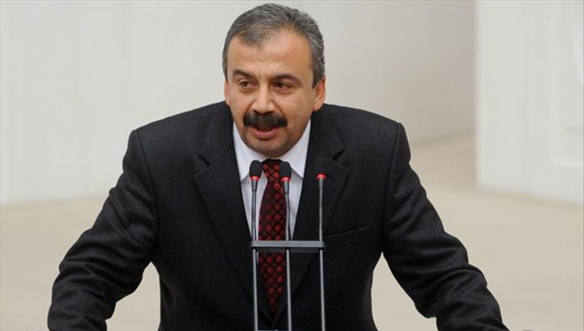 Sırrı Süreyya Önder kimdir, sağlık durumu nasıl? Sırrı Süreyya Önder kimdir, sağlık durumu nasıl?