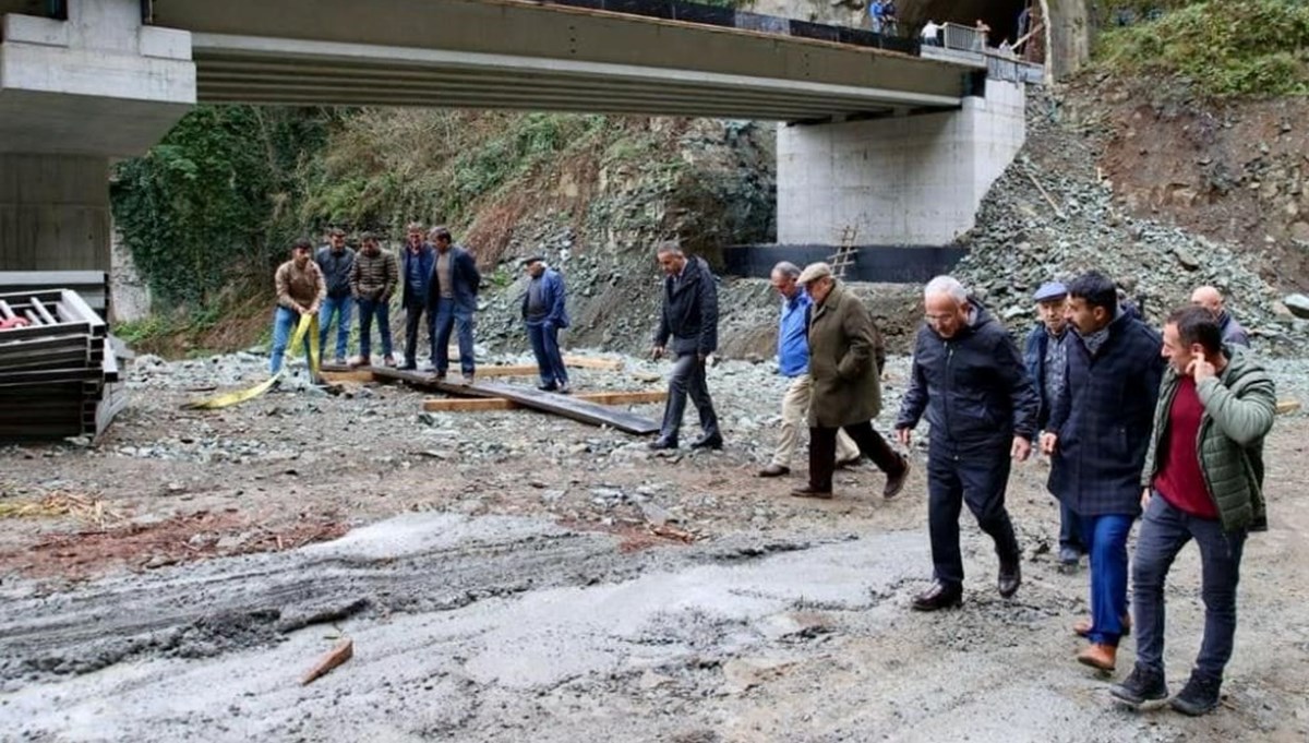 Ordu Büyükşehir Belediye Başkanı Güler: Karadeniz-Akdeniz yolu 10 gün içerisinde açılacak Ordu Büyükşehir Belediye Başkanı Güler: Karadeniz-Akdeniz yolu 10 gün içerisinde açılacak