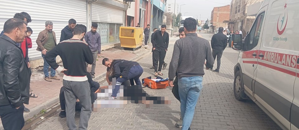 Mardin'de 4. kattan düşen anne ile oğlunun ardından kızı da hastanede öldü - 1