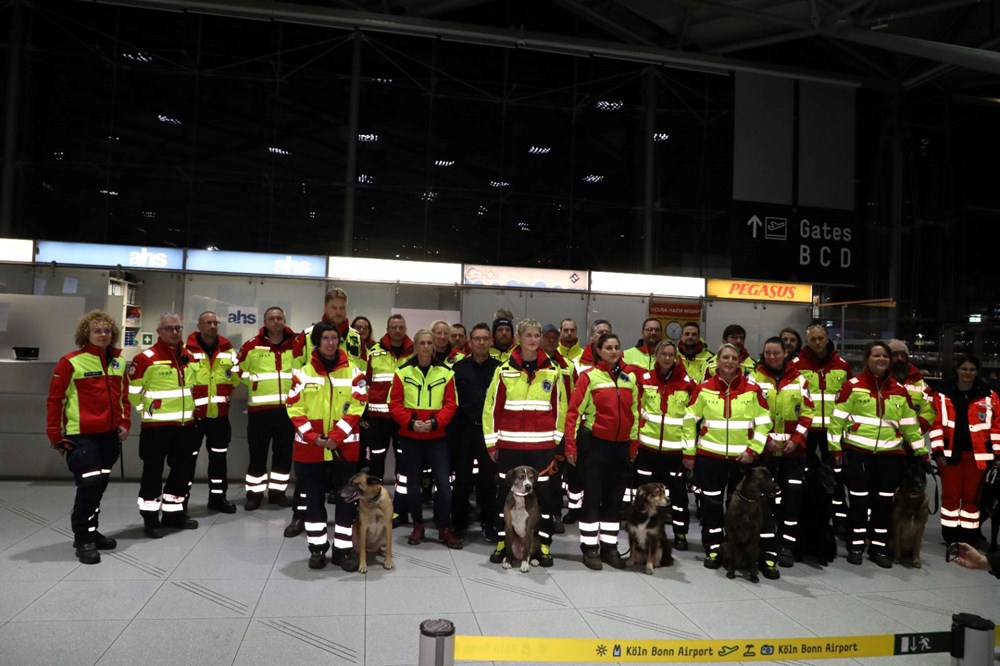 Dünyadan Türkiye'ye deprem desteği: Çok sayıda ekip gönderildi - 28