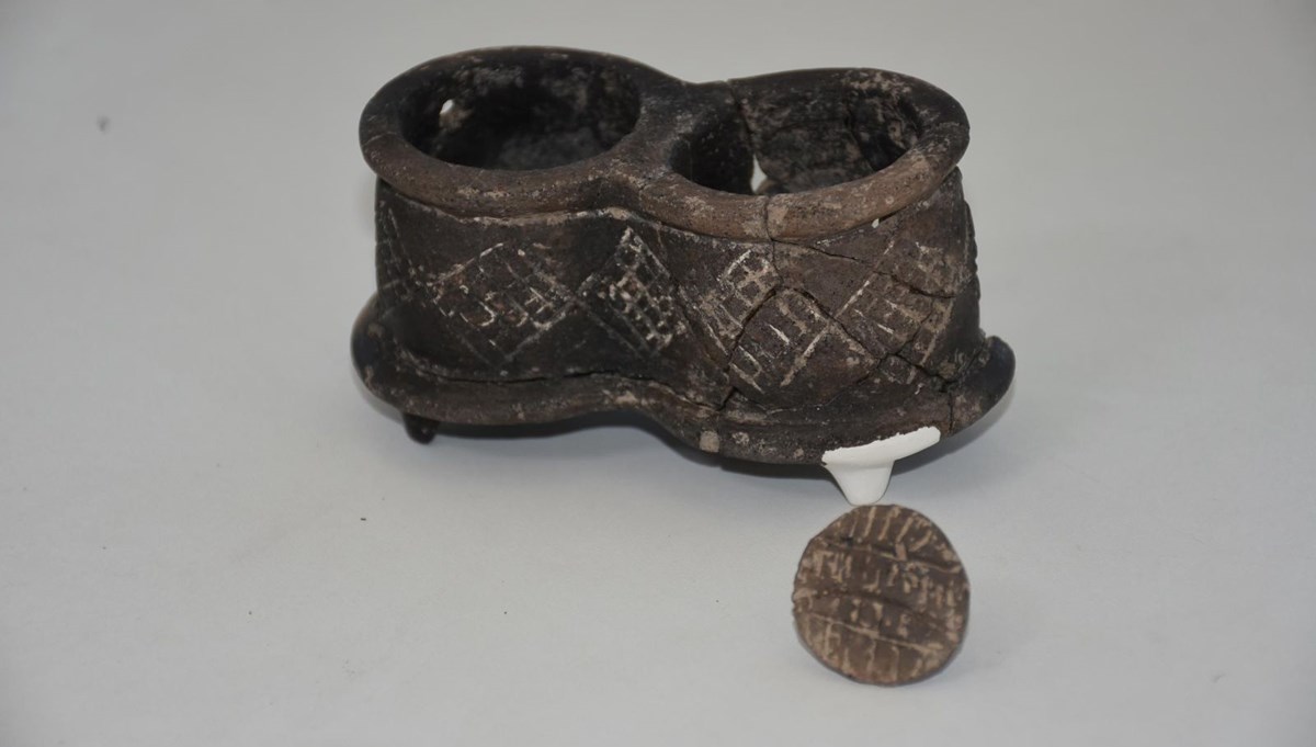 Yassıtepe Höyüğü'nde 5 bin yıllık mühür bulundu