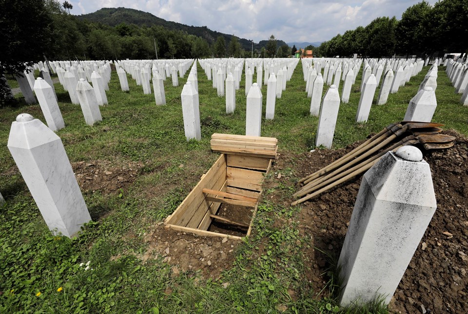Srebrenitsa soykırımının 35 kurbanı daha defnedilecek - 4