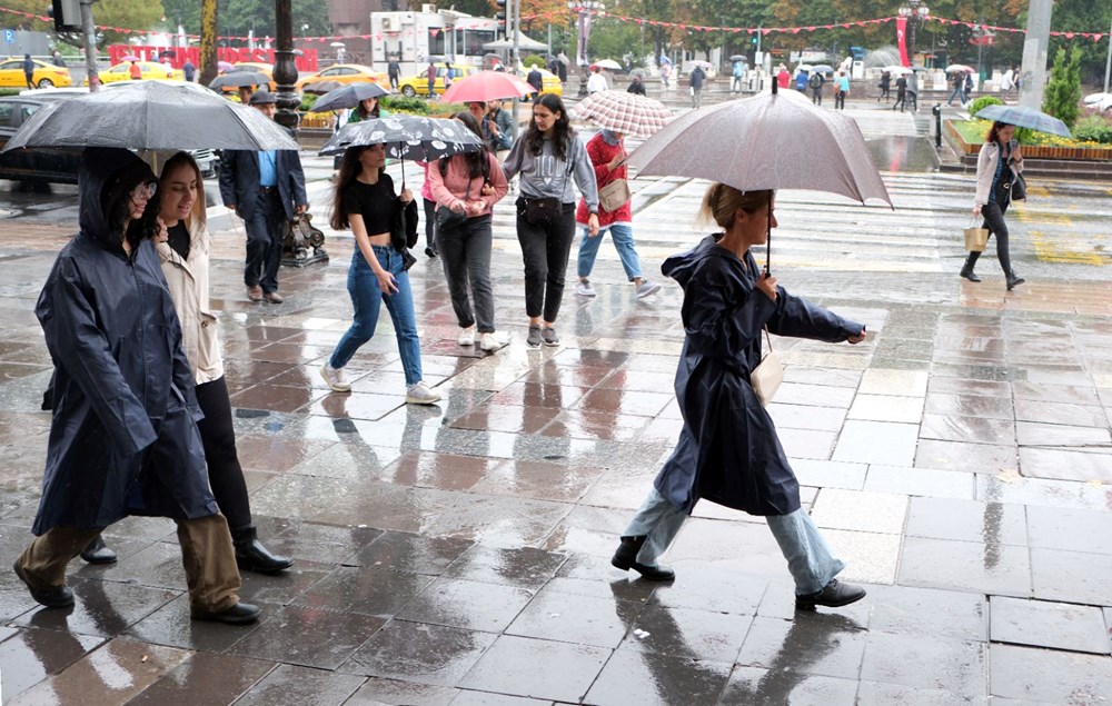 Meteoroloji'den 13 il için sarı kodlu uyarı: Sıcaklıklar tekrar düştü, yağış geri geldi (Bugün hava nasıl olacak?) - 11