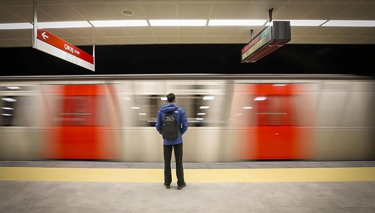 Ankara'da aşırı sıcaklar: Durdurulan metro seferleri yeniden başladı