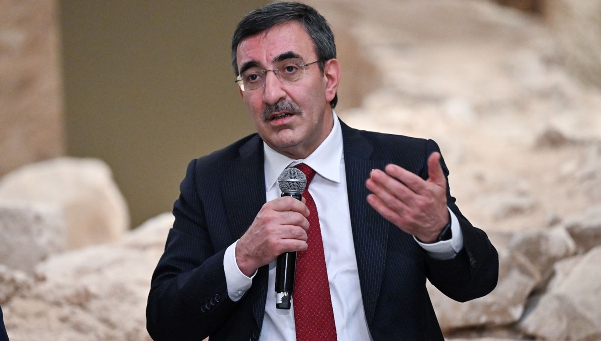 Cevdet Yılmaz: Terörsüz Türkiye hedefine yönelik yeni bir aşamaya geçildi Cevdet Yılmaz: Terörsüz Türkiye hedefine yönelik yeni bir aşamaya geçildi
