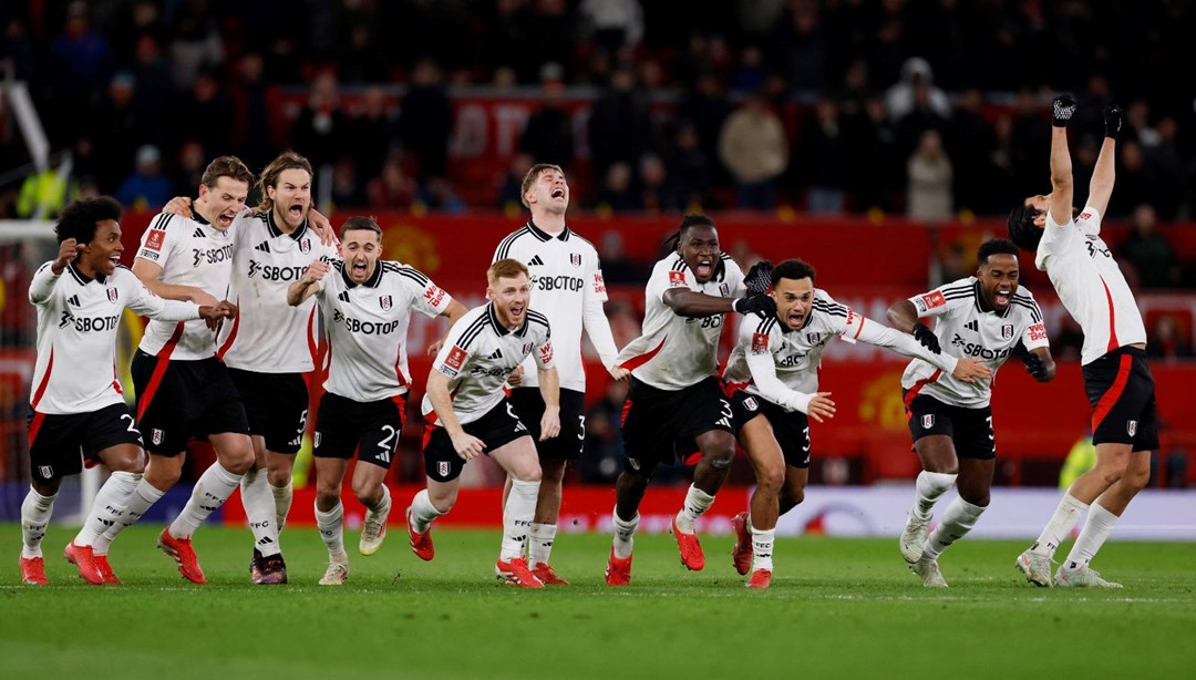 117 yıl sonra gelen zafer: Fulham, FA Cup'ya Manchester United'ı eledi