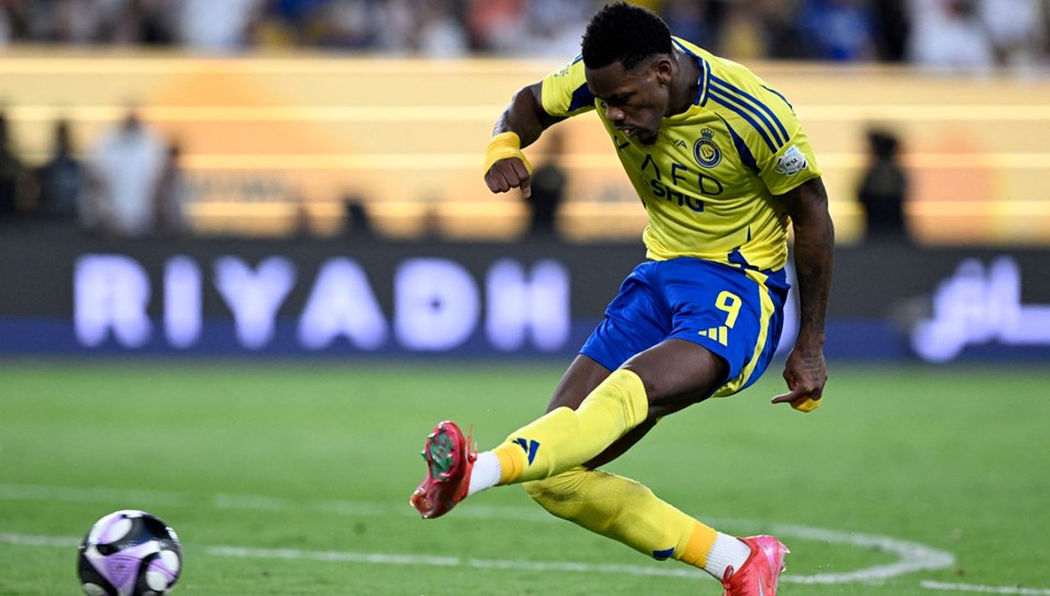 Fenerbahçe, Jhon Duran ve Matvey Kislyak ile ilgileniyor