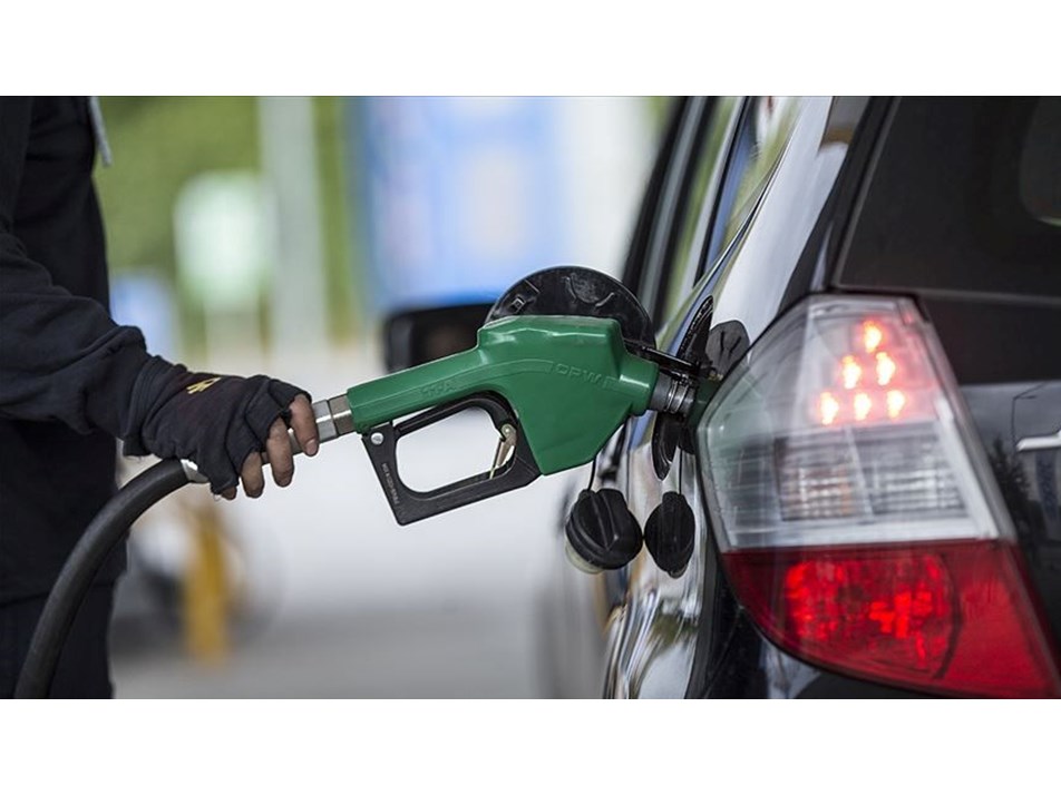 Motorine zam geldi: Güncel akaryakıt fiyatları