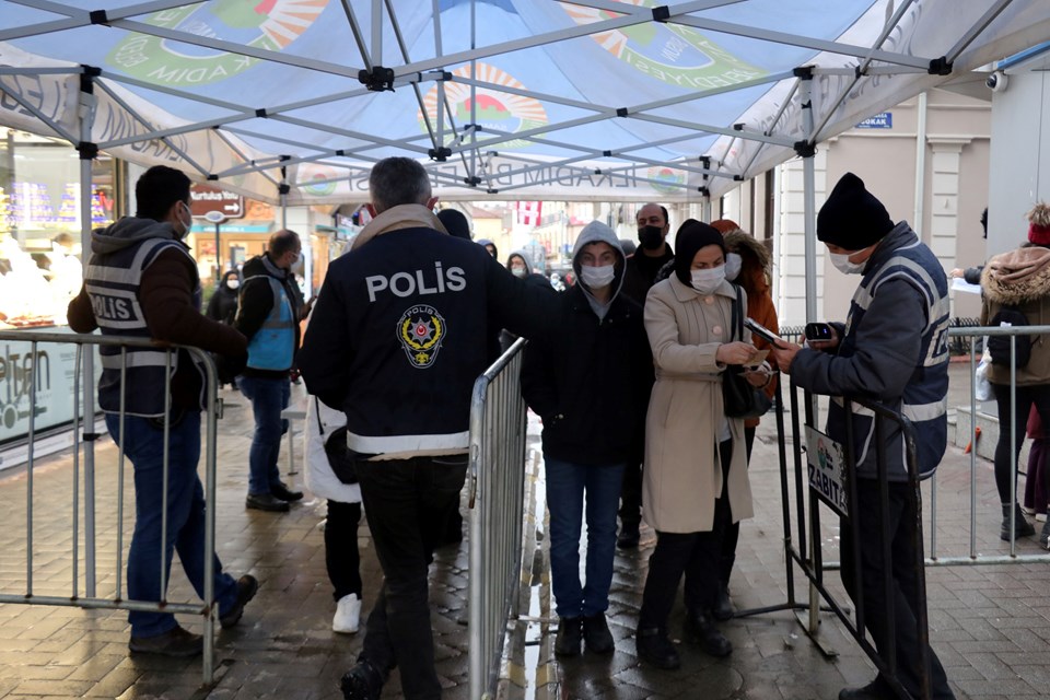 Kırmızı ilde mutant virüs yüzde 90’ın üzerinde: İngiliz varyantıyla farklı semptomlar görülüyor - 1