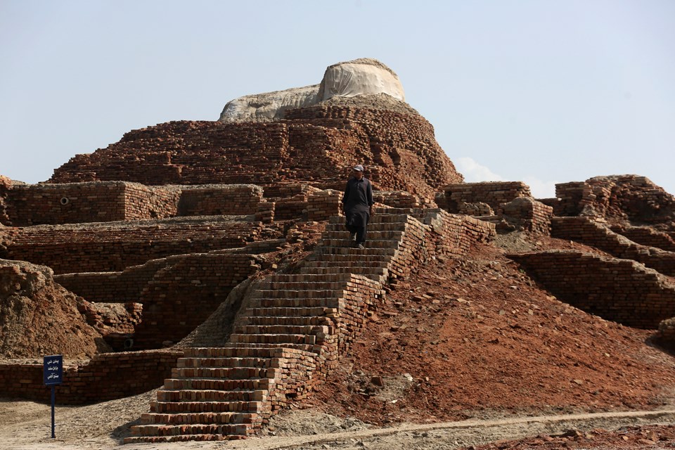 Pakistan'da muson etkisi: Mohenjo-daro'da 4 bin 500 yıllık duvarlar çöktü - 1