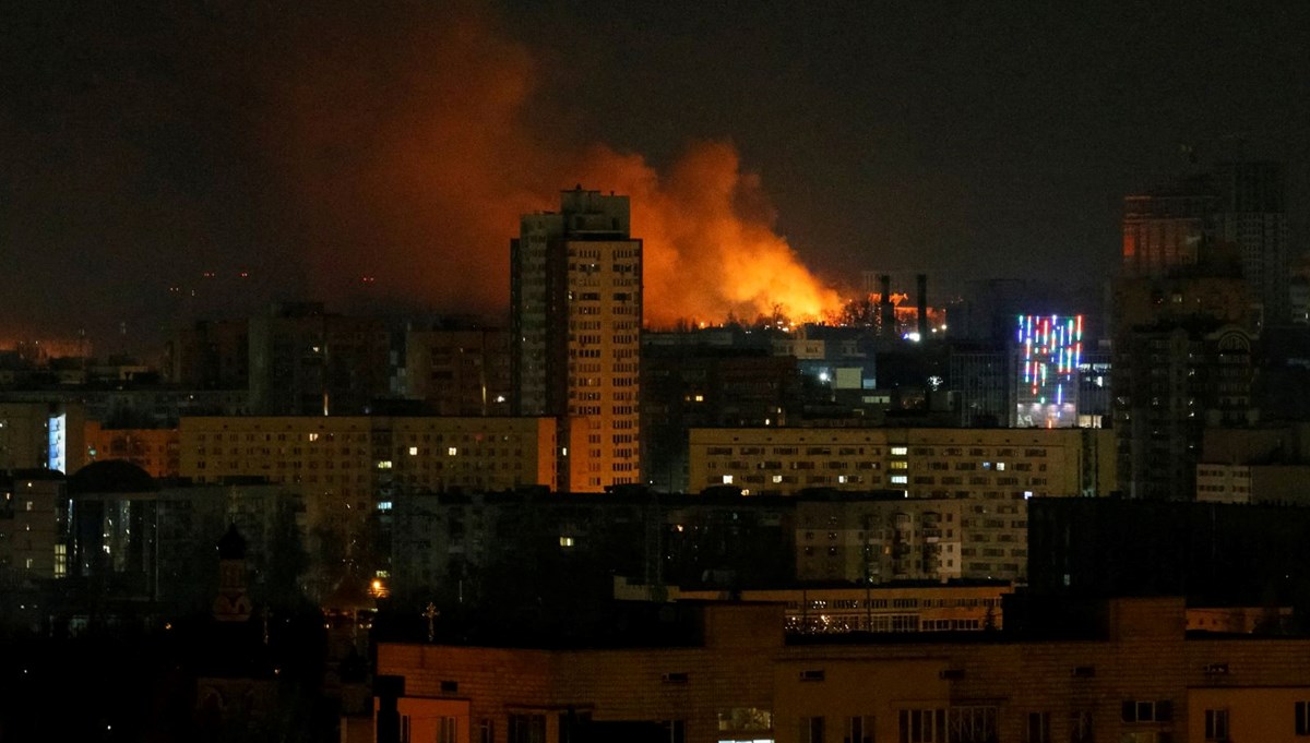 Rusya'nın Ukrayna'ya saldırısı 3. gününde: Zelenski'den 'mücadeleye devam' açıklaması