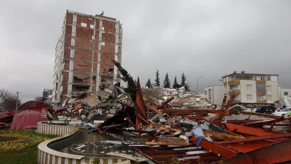 Zümrüt Apartmanı için 2010'da da "bina yıkılacak" iddiası ortaya çıktı - 1