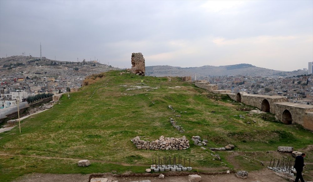 Urfa'nın tarihi kalesi gün yüzüne çıkarılıyor - 3