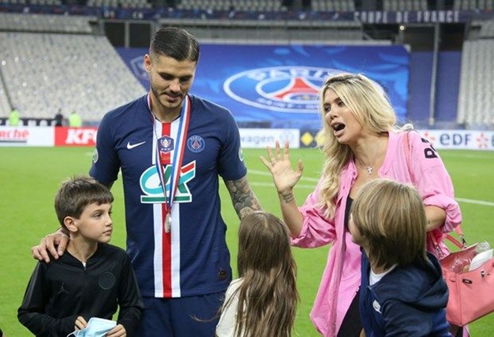 Mauro Icardi'nin eşi Wanda Nara'yı China Suarez ile aldattığı ortaya çıktı - 2