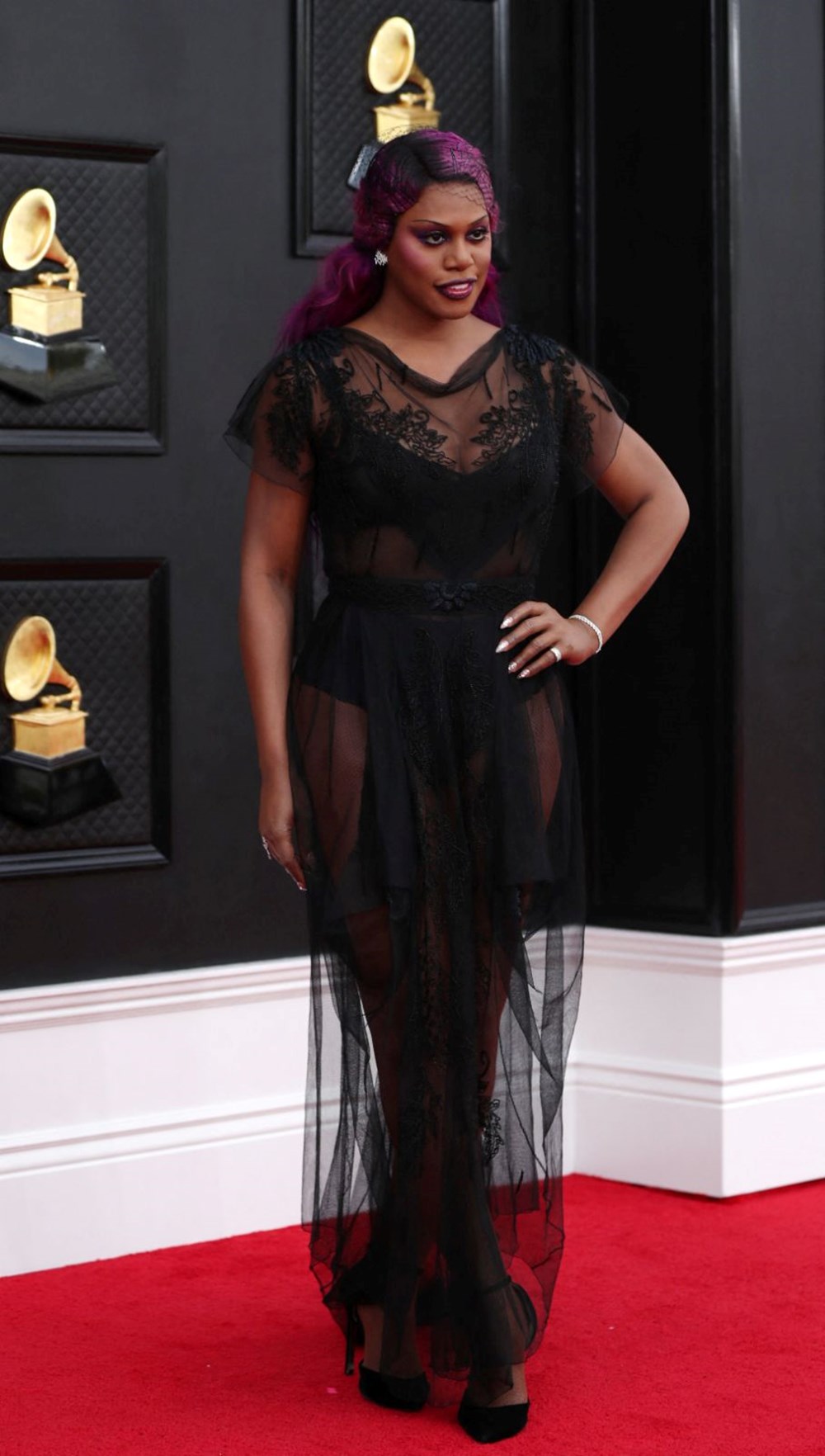 2022 Grammy Ödülleri'nde kırmızı halı şıklığı - 36