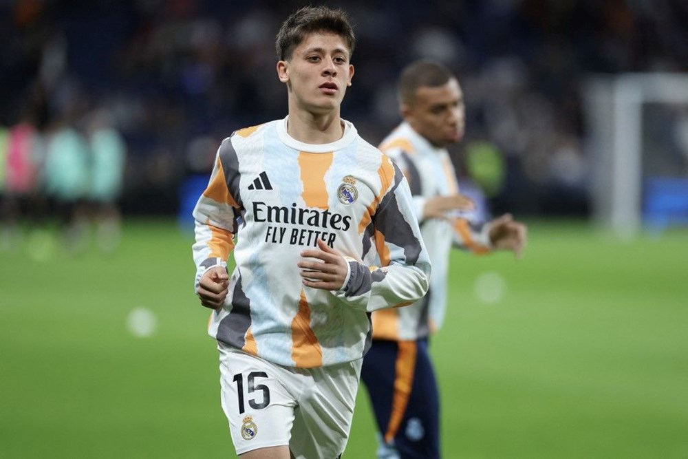 Real Madrid'de taşlar yerinden oynadı! Krizin adı: Arda Güler - 8