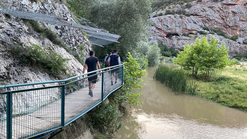 2 bin yıllık Kibele kabartmasını görmeye gelenler hayal kırıklığı yaşıyor - 1