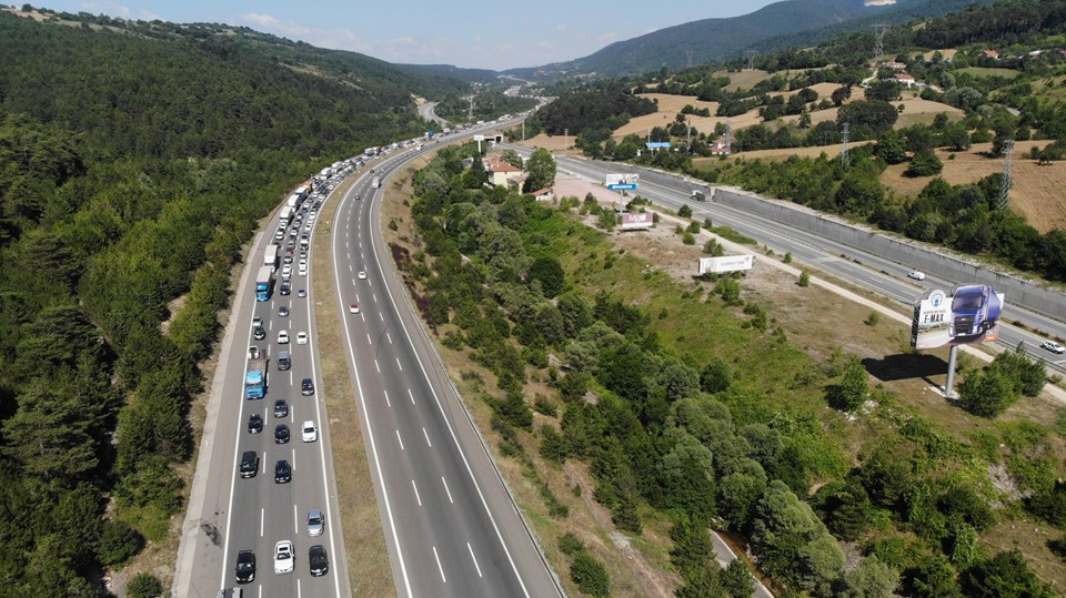 TEM'in İstanbul yönünde çalışma: 1 ay kapalı kalacak - 1