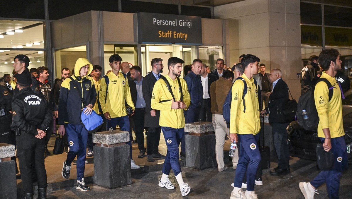 Fenerbahçe kafilesi, İstanbul'a döndü