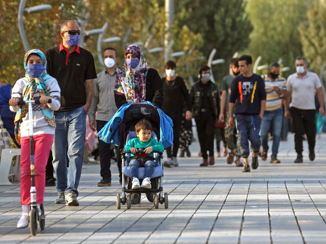 İran'da Covid-19 istifası