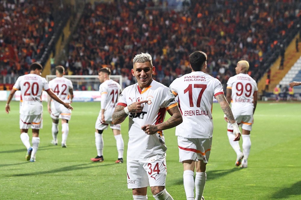 Galatasaray galip geldi, Osimhen rekorunu egale etti: Zirvede fark yeniden 5! - 3