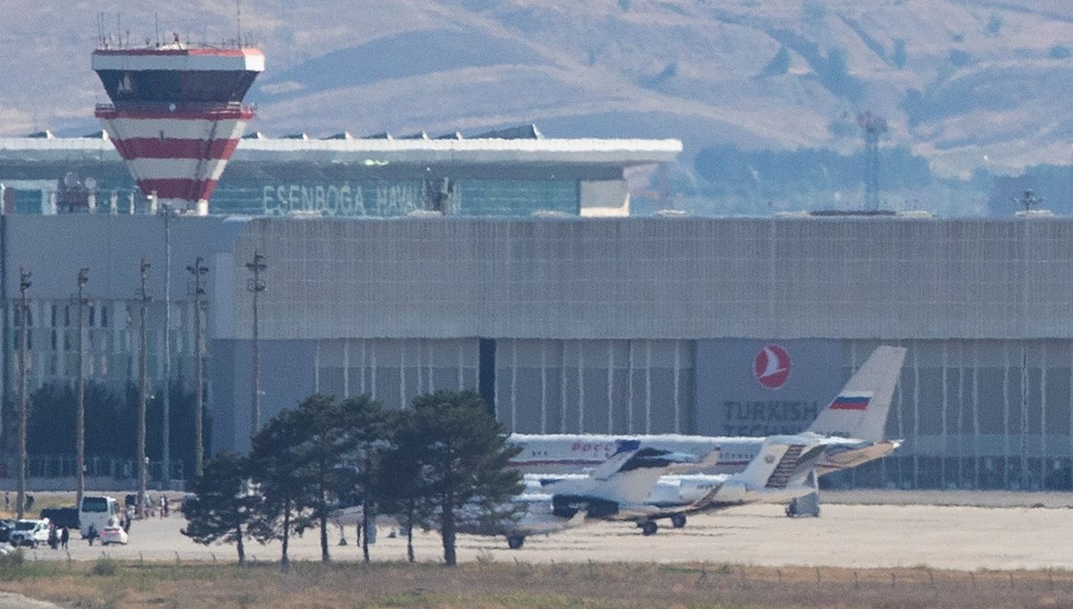 2. Dünya Savaşı sonrası en büyük takas: ABD ile Rusya, Ankara'da rehine takası gerçekleştiriyor 2. Dünya Savaşı sonrası en büyük takas: ABD ile Rusya, Ankara'da rehine takası gerçekleştiriyor
