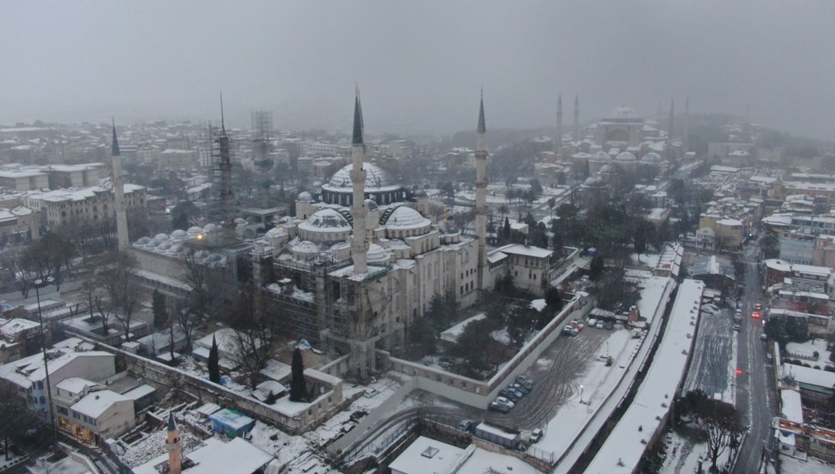 Tarihi yarımada beyaza büründü