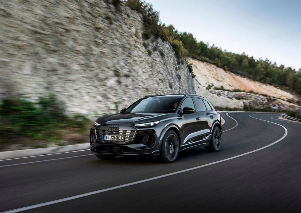 Yeni Audi Q6 e-tron ve SQ6 e-tron tanıtıldı: 10 dakikada 255 kilometre menzil - 20