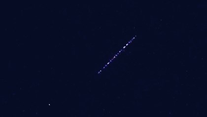 Bitlis'te heyecanlandıran görüntü: Musk'ın Starlink uydularının geçişi böyle izlendi