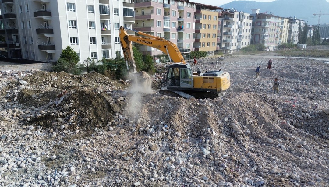 İş operatörlerinin maaş bilmecesi: "Çocuklumdan beri çalışıyorum, 100 bin lirayı daha görmedim"