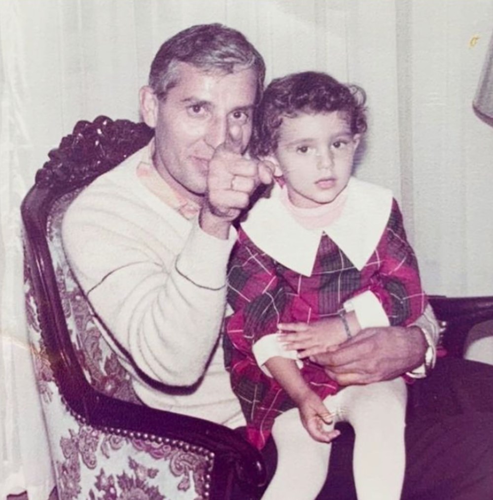 Ayşecan Tatari'den nostaljik kare: 5 sene önce bugün (Ünlülerin çocukluk ve gençlik halleri) - 280
