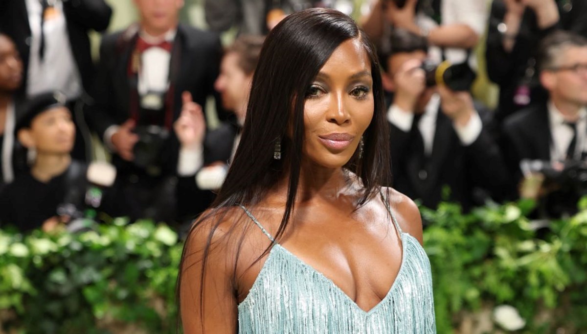 Ünlü model Naomi Campbell taşıyıcı anne yoluyla iki çocuk sahibi oldu