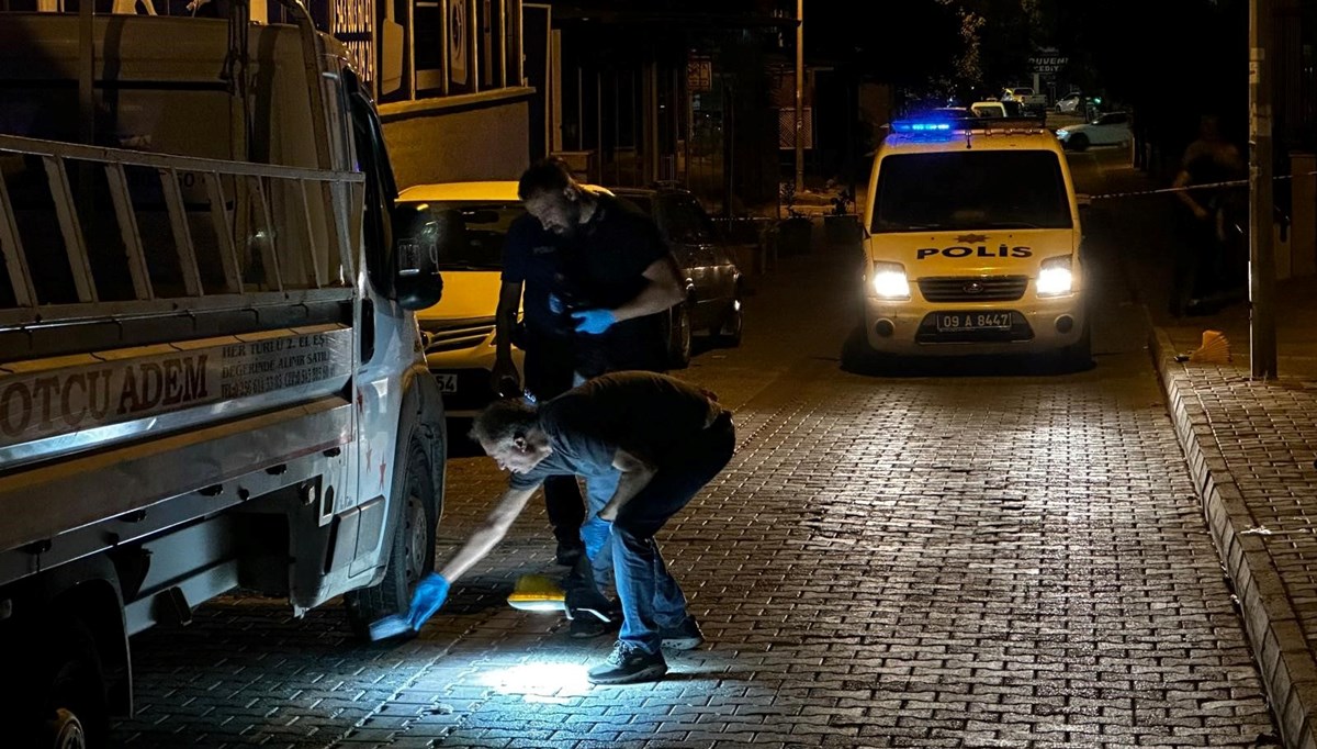 Eski koca dehşet saçtı: Kuşadası’nda gecenin sessizliğini silah sesleri bozdu Eski koca dehşet saçtı: Kuşadası’nda gecenin sessizliğini silah sesleri bozdu