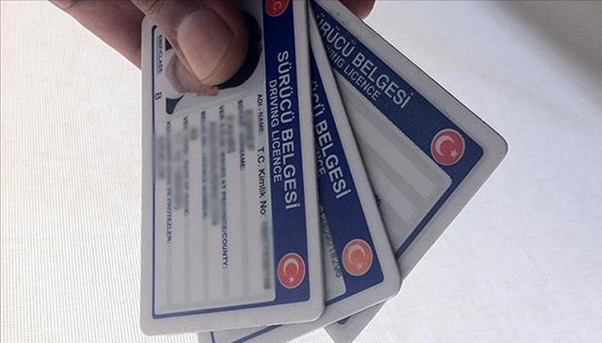 Eski tip ehliyetlerin sonu geliyor