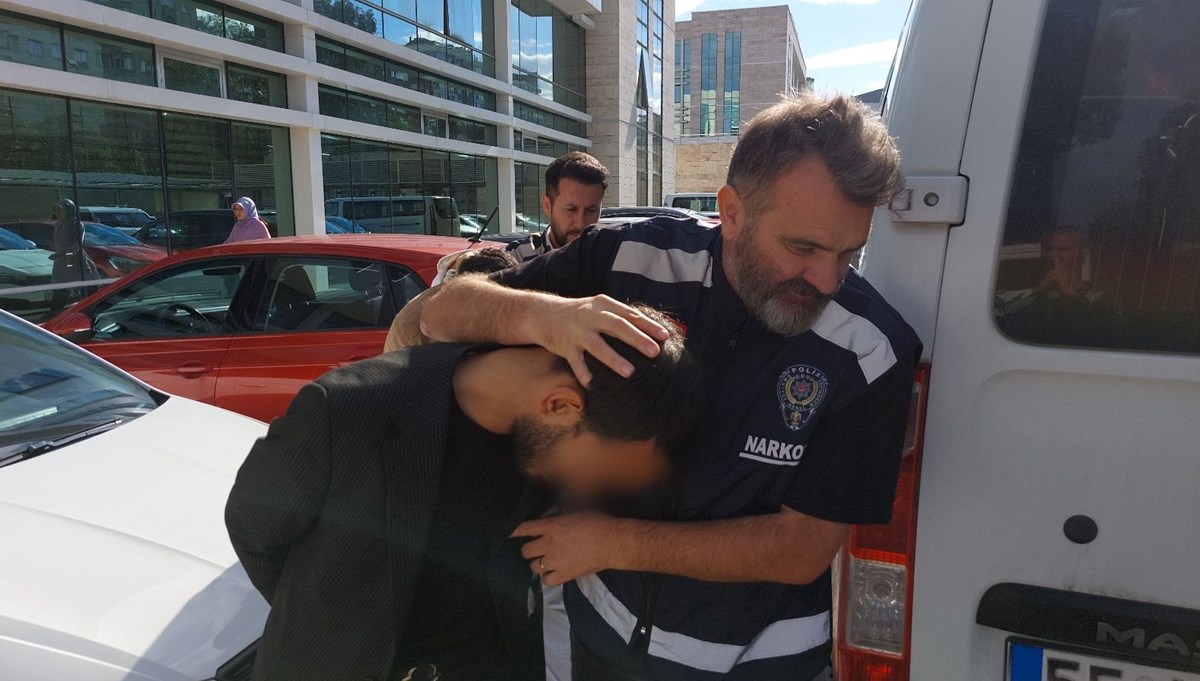 Uyuşturucu koyduğu yer pes dedirtti Uyuşturucu koyduğu yer pes dedirtti