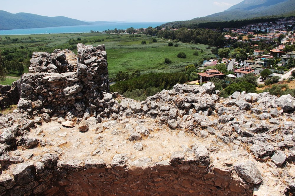 Akyaka Bizans Kalesi’nin giriş kapısı ayağa kaldırılıyor - 10