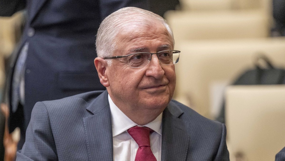 Bakan Güler: Rusya-Ukrayna ateşkesi için üzerimize düşeni yapmaya hazırız Bakan Güler: Rusya-Ukrayna ateşkesi için üzerimize düşeni yapmaya hazırız