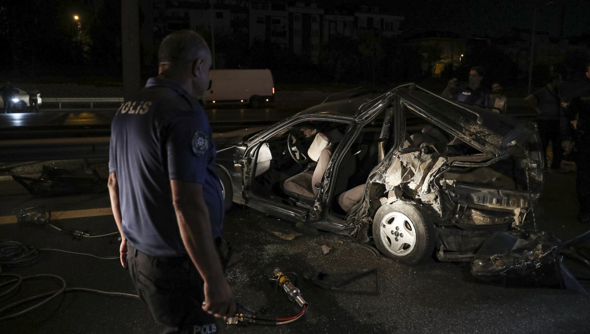 Aracını bırakıp kaçtı, zincirleme kazaya sebep oldu: 6 yaralı